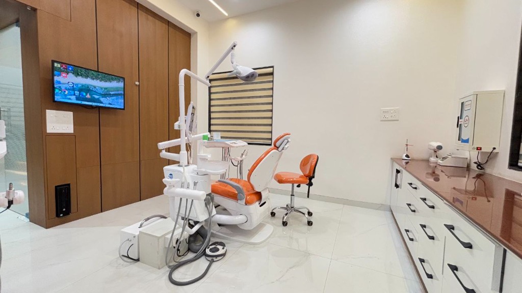 Dental implant center - Modern Dental Chair