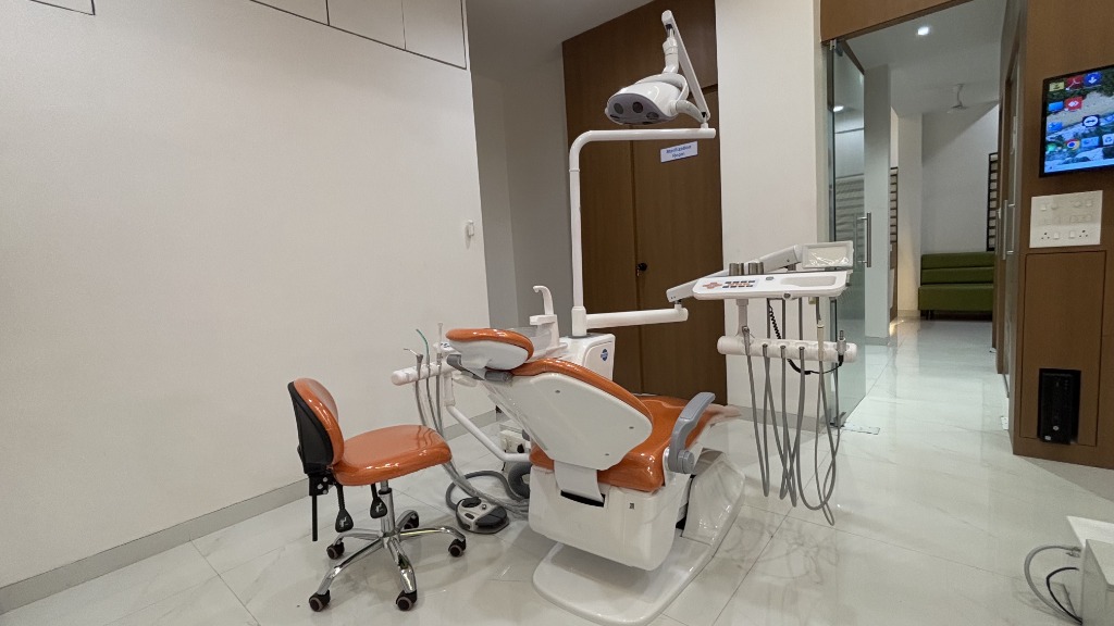 Smile makeover and design - Comfortable Dental Chair