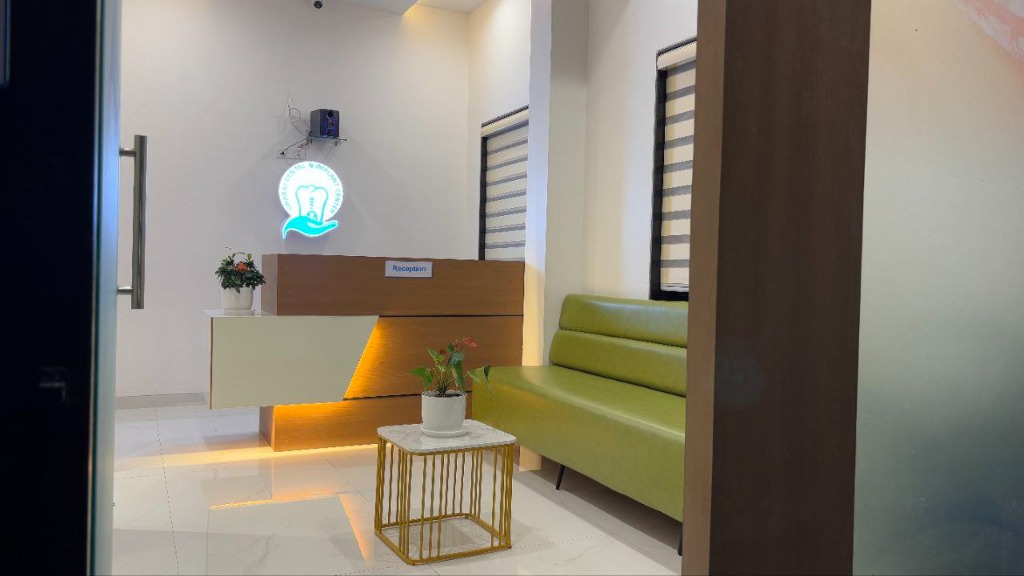 Best dentist near me - Clinic Waiting Area in Sambhajinagar